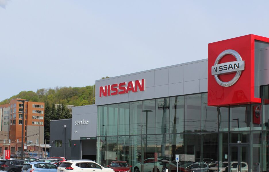 seattle nissan - commercial construction